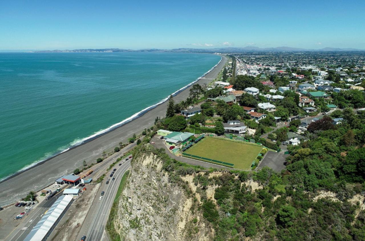 Bluff Hill Lighthouse B&B Napier Bagian luar foto