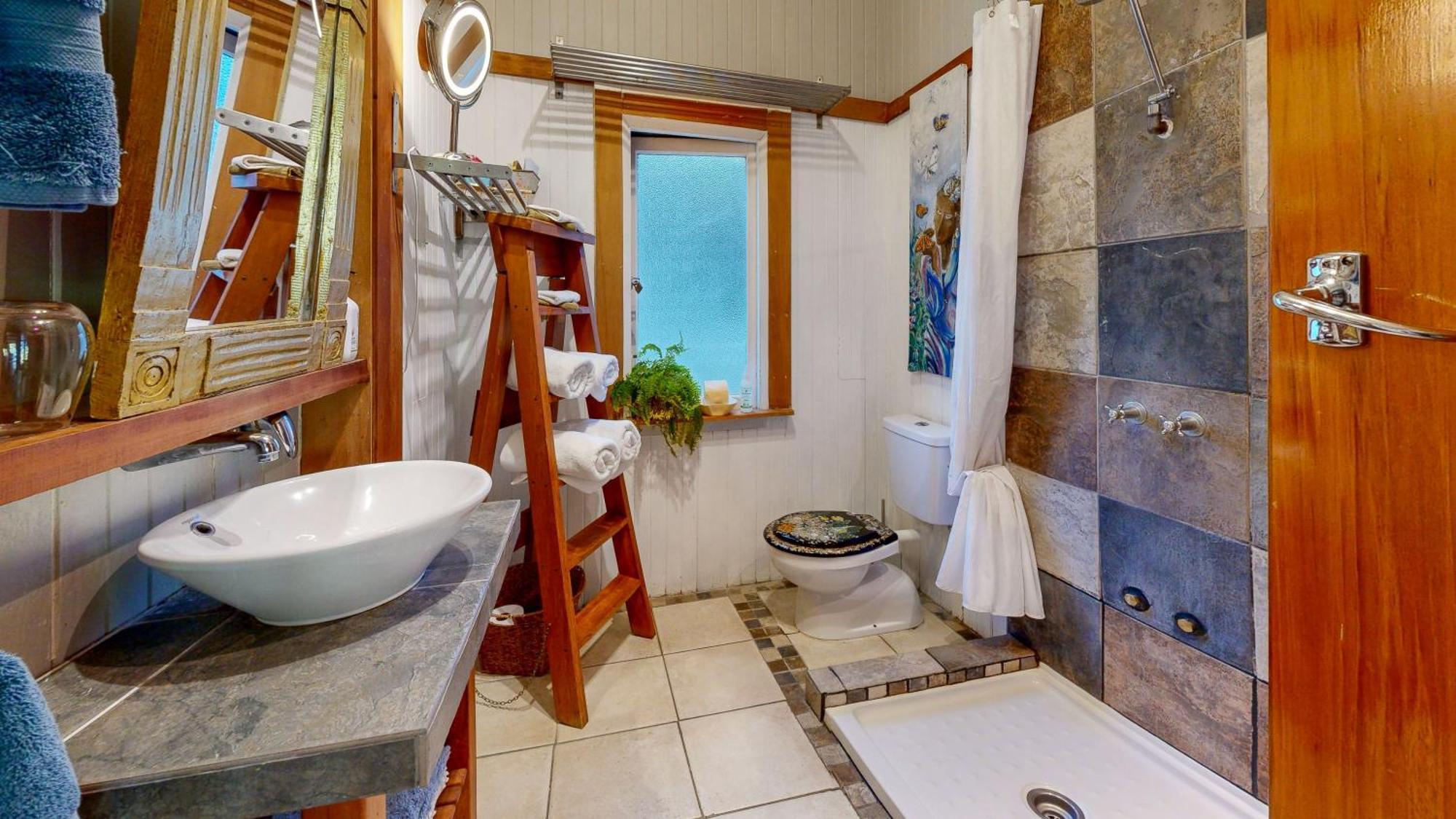 Bluff Hill Lighthouse B&B Napier Bagian luar foto